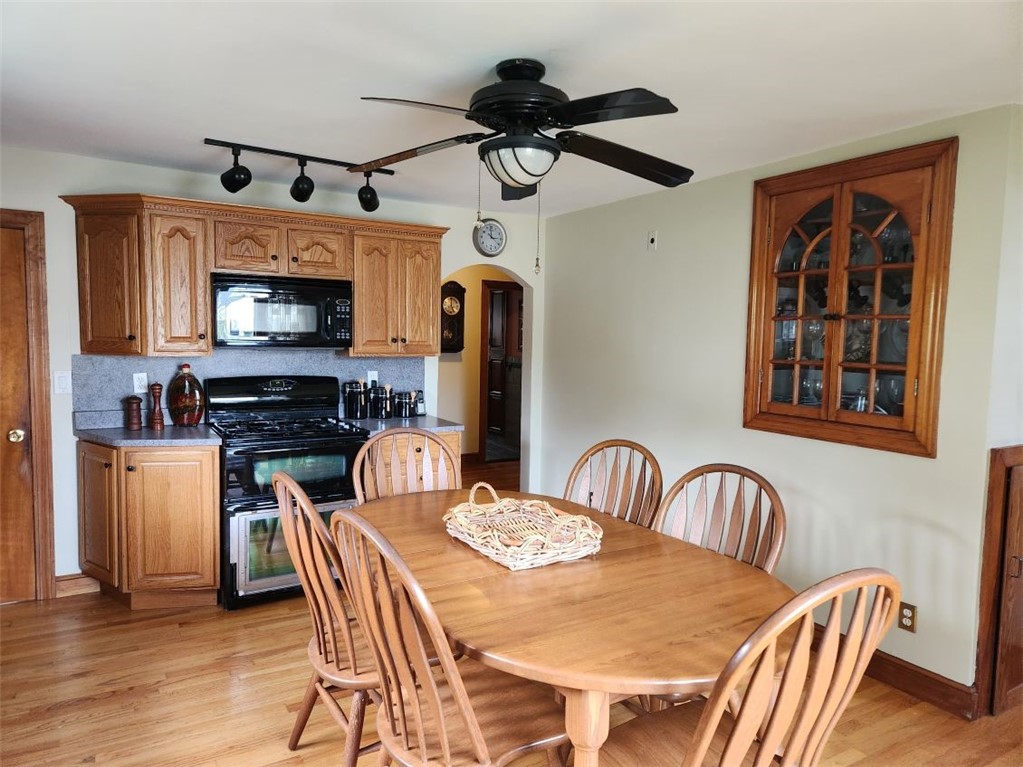 30 Daggett Avenue Pawtucket, RI 02861 - Photo 17 of 49