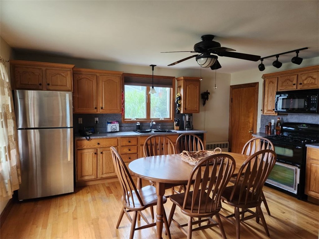 30 Daggett Avenue Pawtucket, RI 02861 - Photo 19 of 49