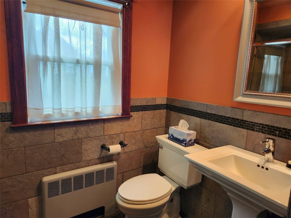 30 Daggett Avenue Pawtucket, RI 02861 - Photo 27 of 49