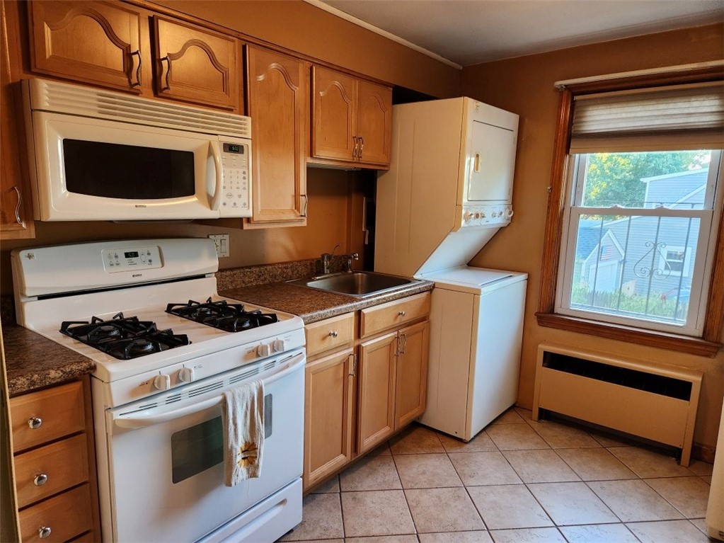 30 Daggett Avenue Pawtucket, RI 02861 - Photo 38 of 49