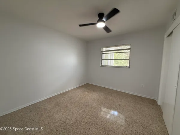 a view of utility room