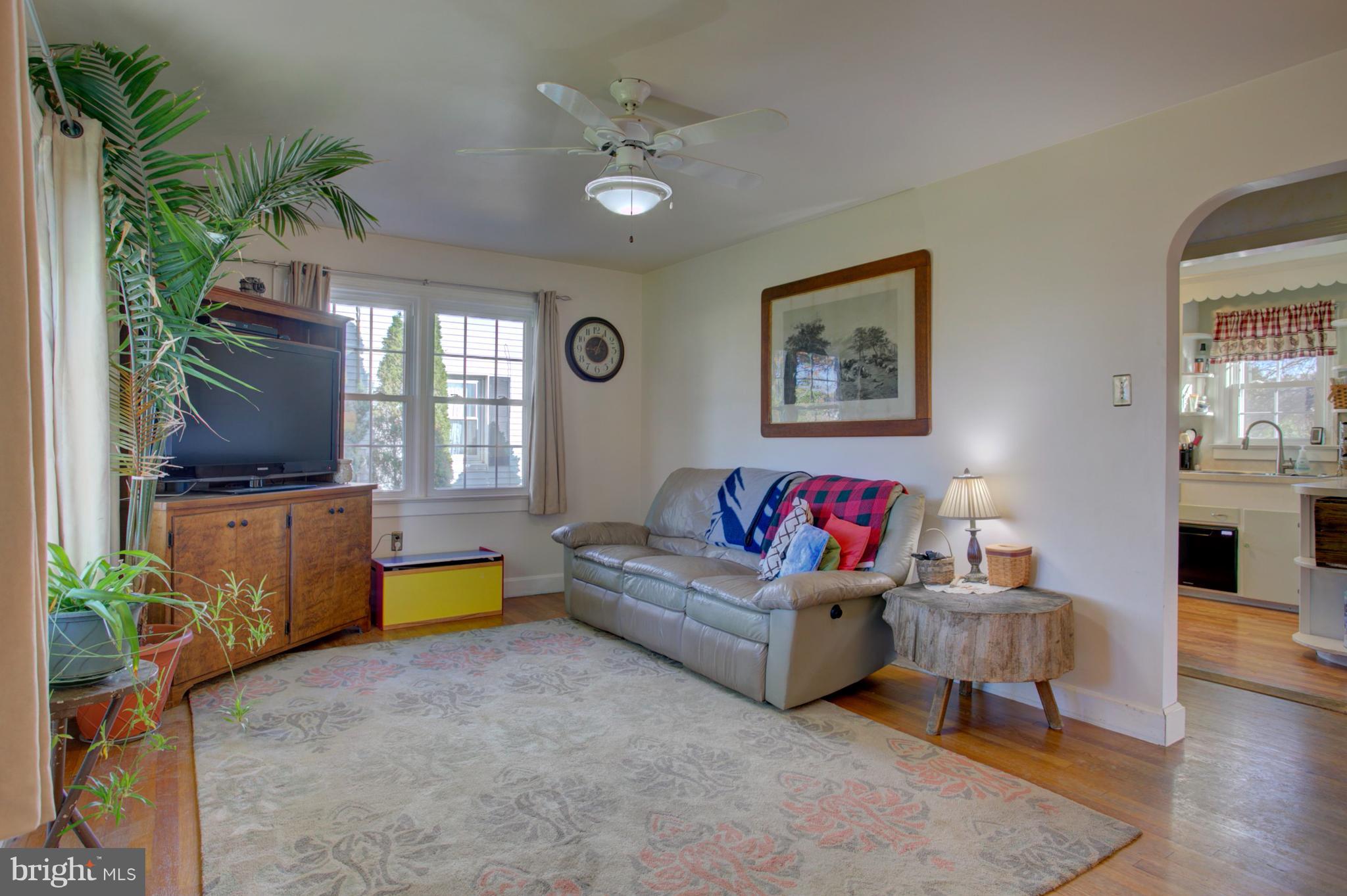 218 Pinkerton Road Mount Joy, PA 17552 - Photo 5 of 24 Gallery Image 5