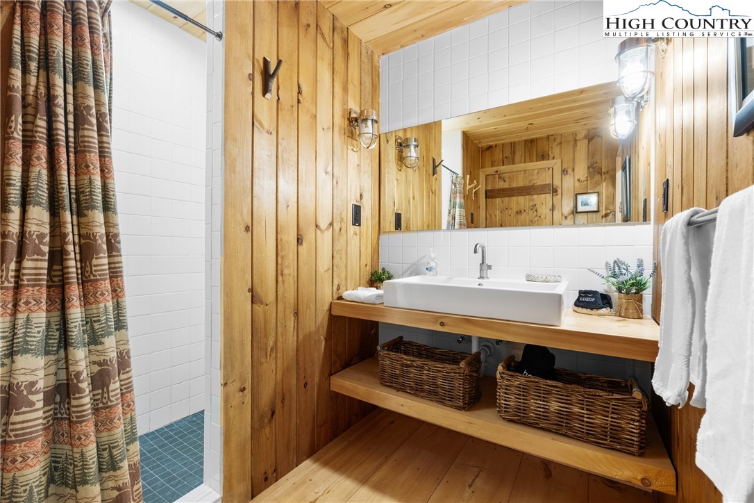 3760 Bald Mountain Road West Jefferson, NC 28694 - Photo 28 of 50