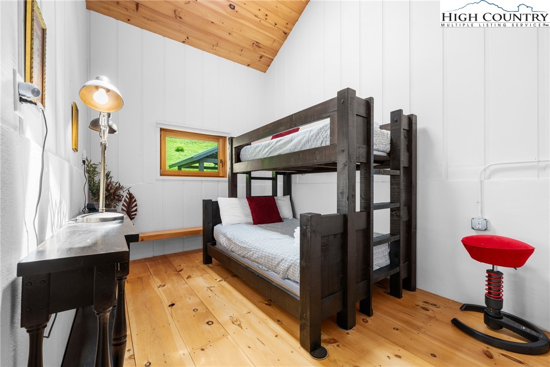 3760 Bald Mountain Road West Jefferson, NC 28694 - Photo 32 of 50