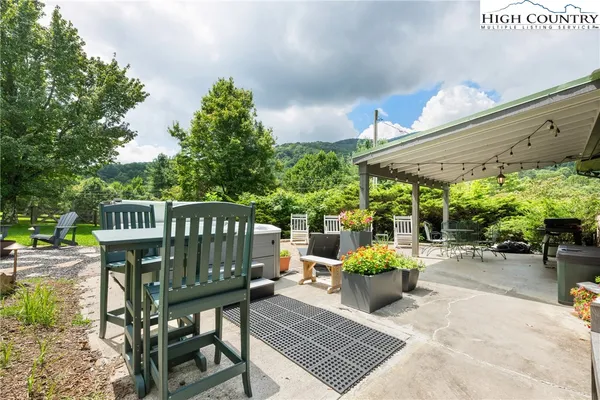 $1,195,900 | 3760 Bald Mountain Road, West Jefferson, NC 28694