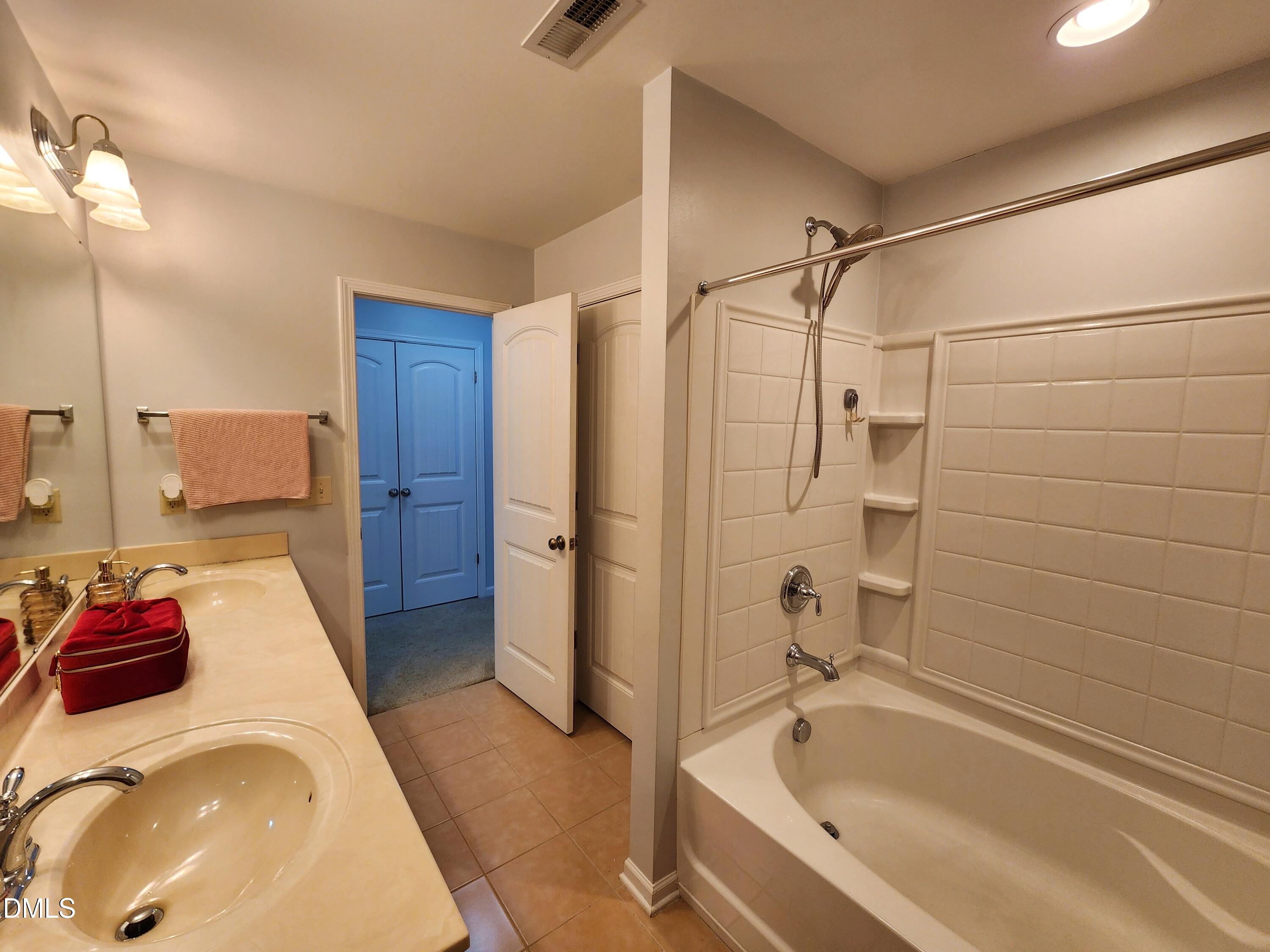 2423 Memory Ridge Drive Raleigh, NC 27606 - Photo 35 of 64