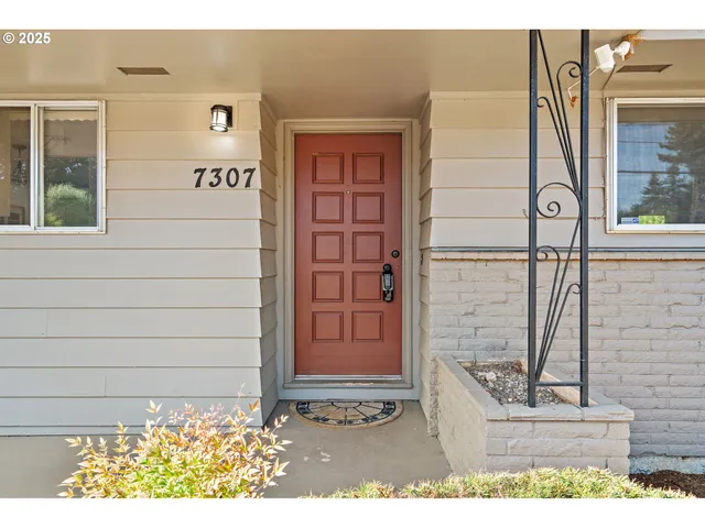 a view of front door of house