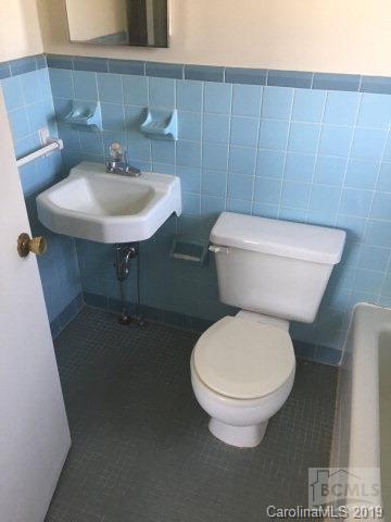 5985 St Peters Church Road Conover, NC 28613 - Photo 4 of 22 Gallery Image 4