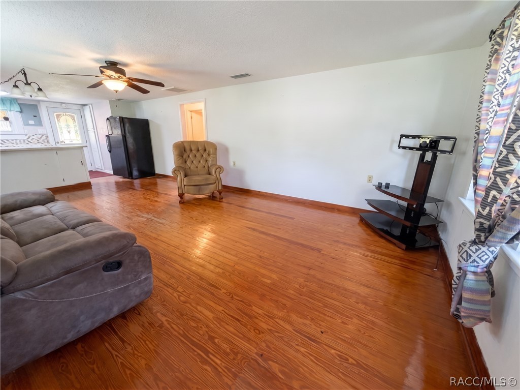 129 South Sparrow Point Inverness, FL 34450 - Photo 5 of 42 Gallery Image 5