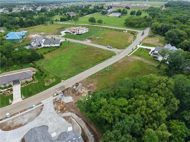 $450,000 | 17500 West Terrydale Road, Overland Park, KS 66221