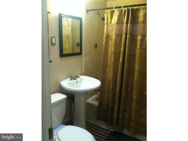 7306 Sherwood Road Philadelphia, PA 19151 - Photo 10 of 16 Gallery Image 10