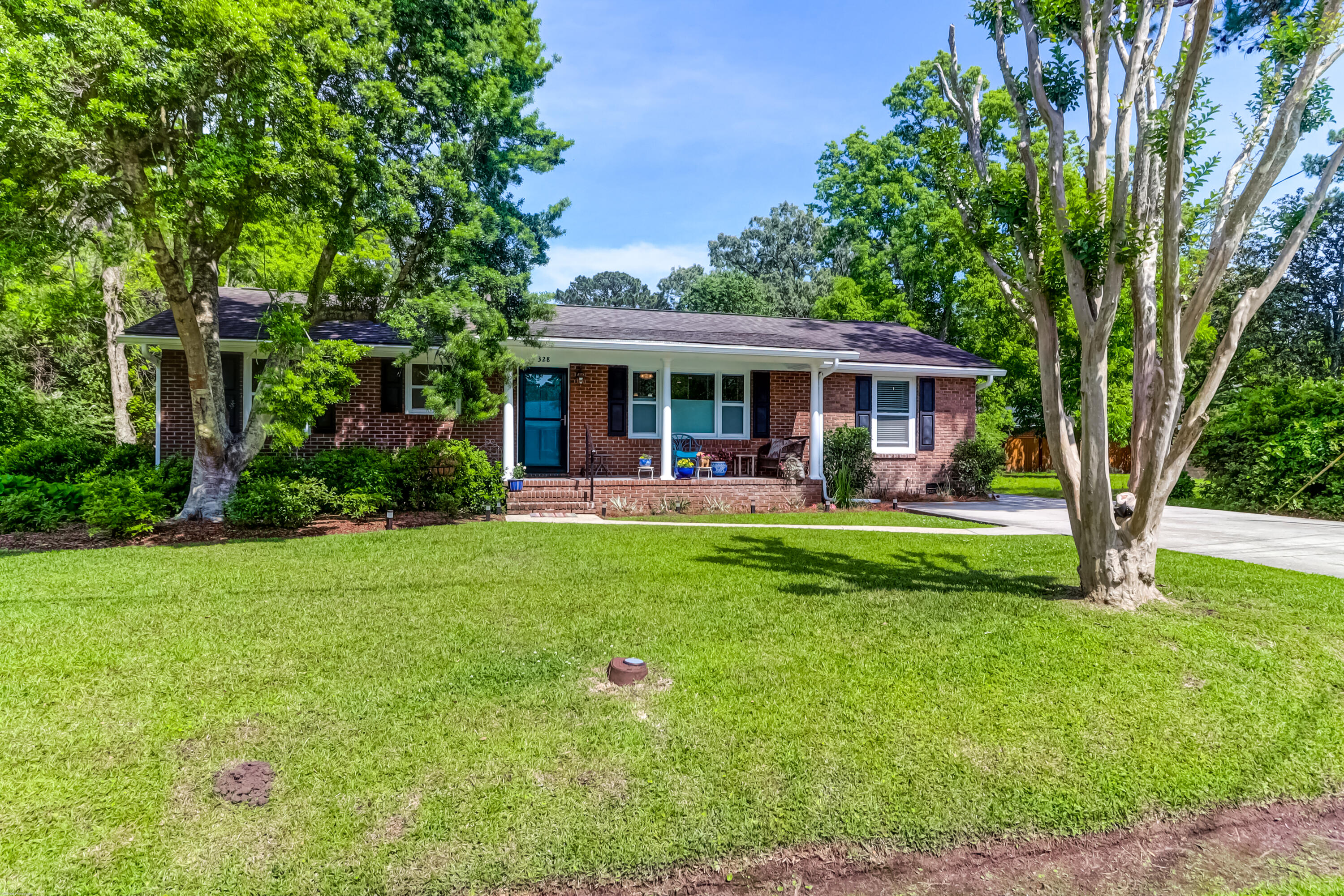328 Pageland Road Charleston, SC 29412 - Photo 8 of 58 328 Pageland -Tidalcreekphoto- (49)