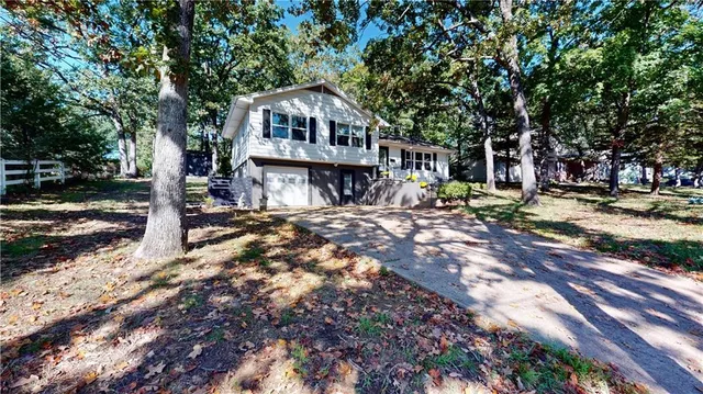 $199,500 | 1020 South Adams Street, Nevada, MO 64772