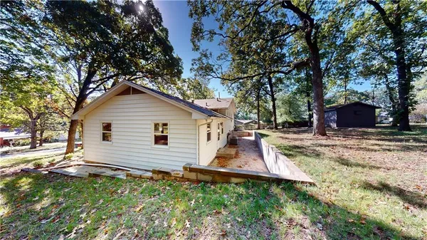 $190,000 | 1020 South Adams Street, Nevada, MO 64772