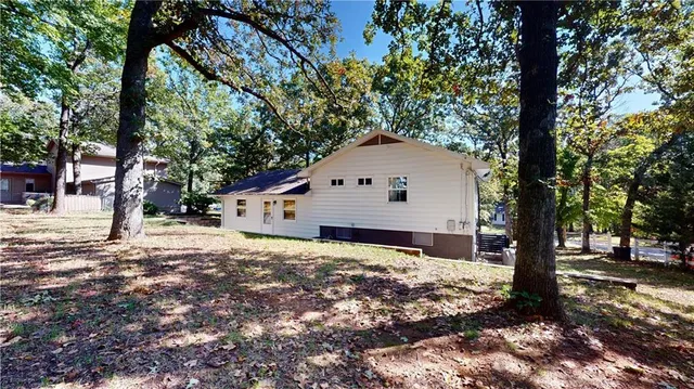 $199,500 | 1020 South Adams Street, Nevada, MO 64772