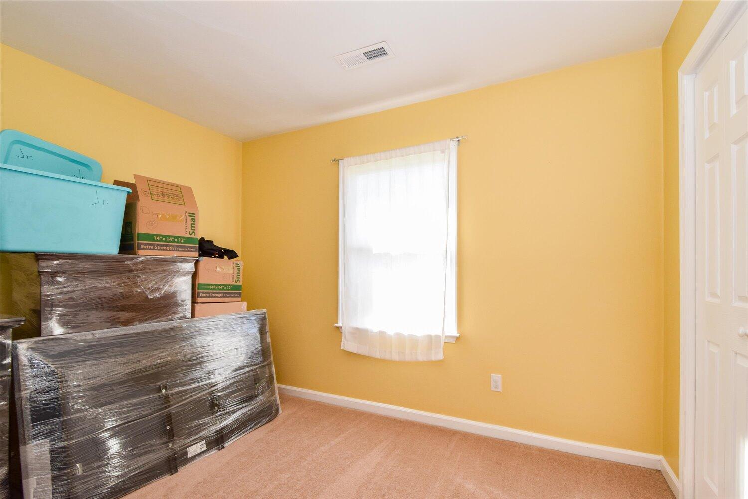 342 Raleigh Avenue Vinton, VA 24179 - Photo 11 of 18 Bedroom 3