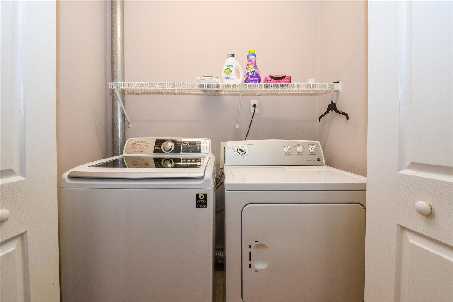 342 Raleigh Avenue Vinton, VA 24179 - Photo 13 of 18 Washer & Dryer Convey