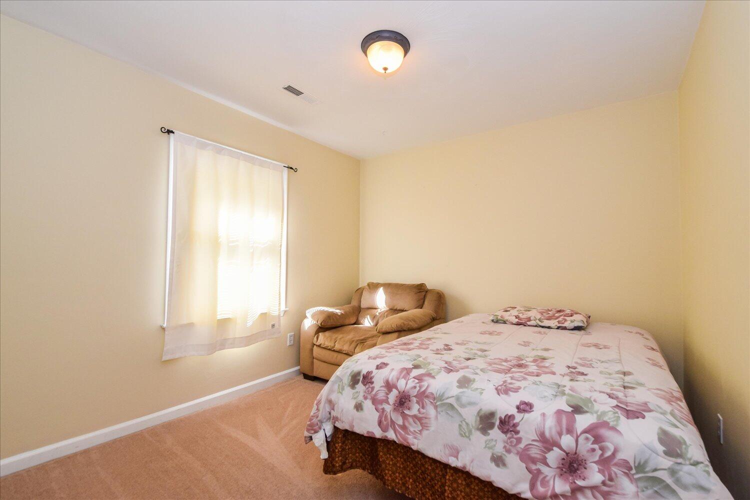 342 Raleigh Avenue Vinton, VA 24179 - Photo 10 of 18 Bedroom 2