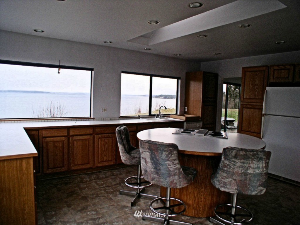 3701 Oak Bay Road Port Hadlock, WA 98339 - Photo 12 of 14 Gallery Image 12