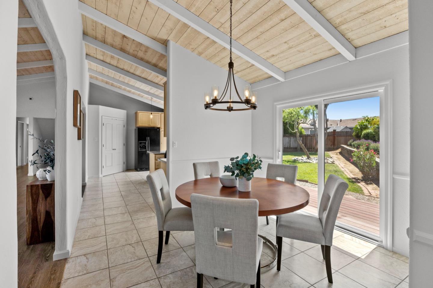 9310 Canyon Oak Road Salinas, CA 93907 - Photo 12 of 81