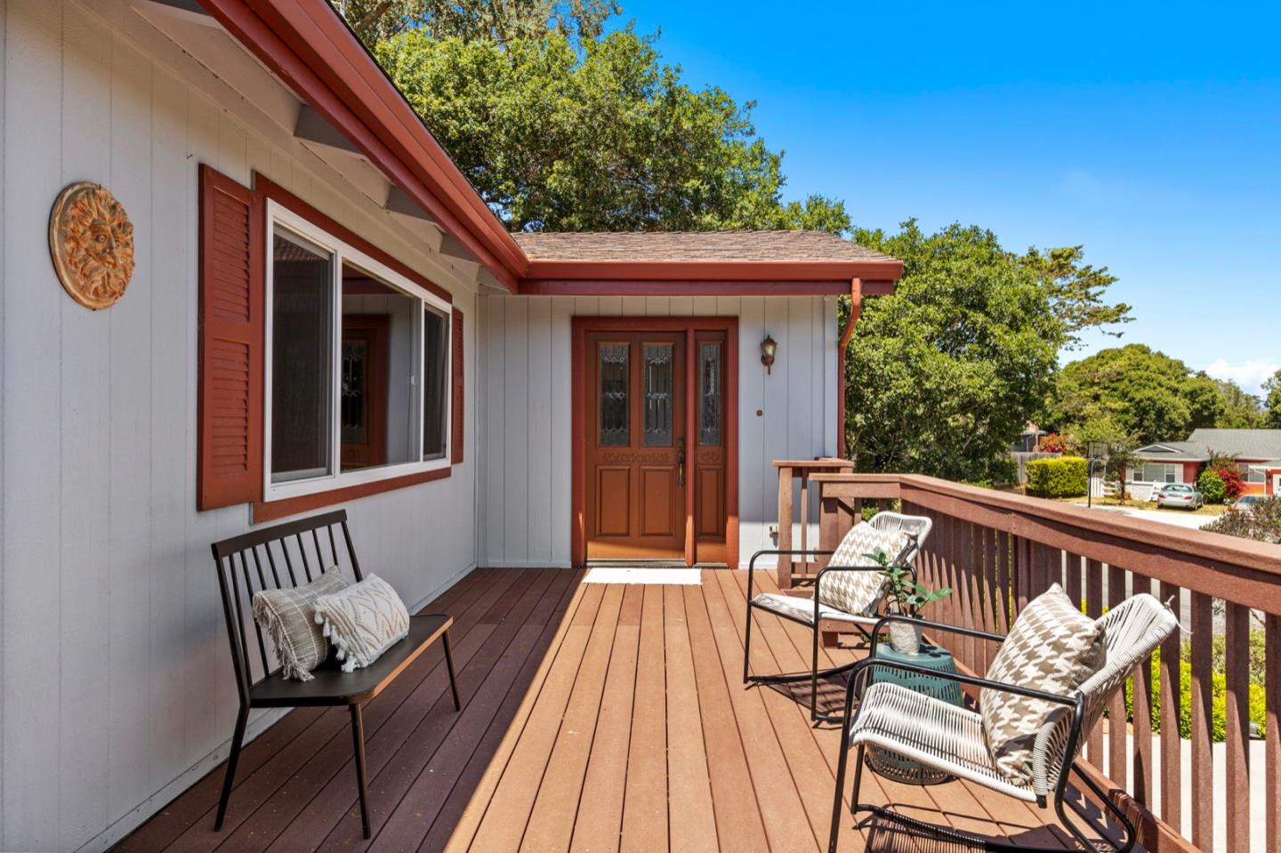 9310 Canyon Oak Road Salinas, CA 93907 - Photo 3 of 81 a view of a two chairs in the balcony