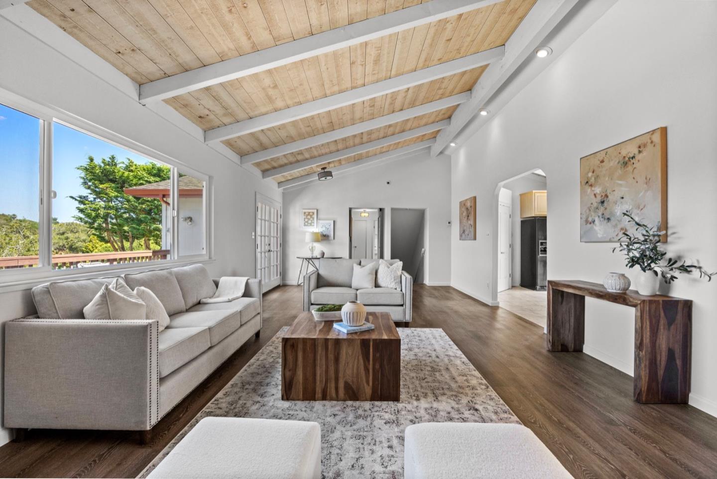 9310 Canyon Oak Road Salinas, CA 93907 - Photo 33 of 81 a living room with furniture and a large window