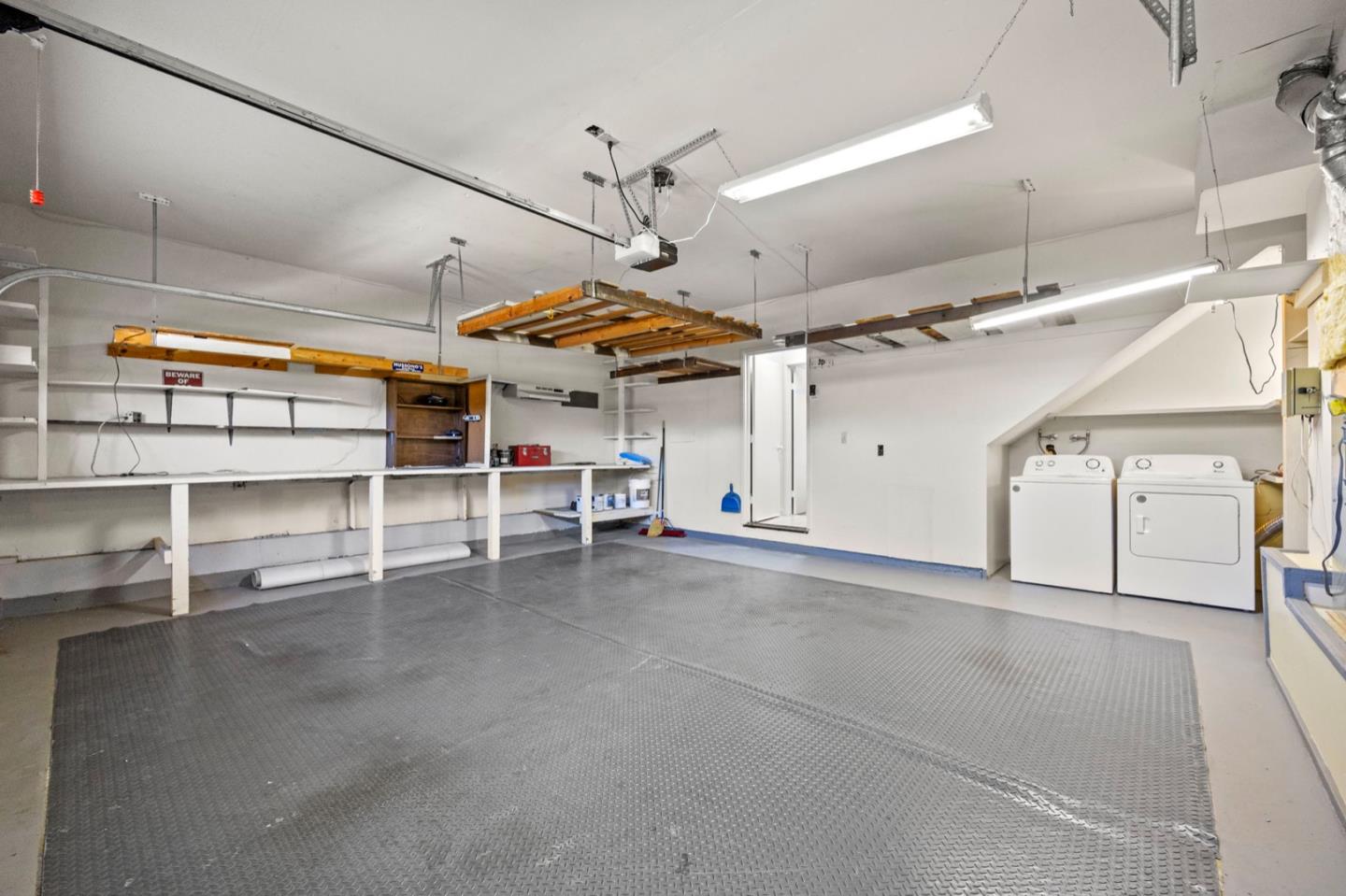 9310 Canyon Oak Road Salinas, CA 93907 - Photo 66 of 81 a view of a garage