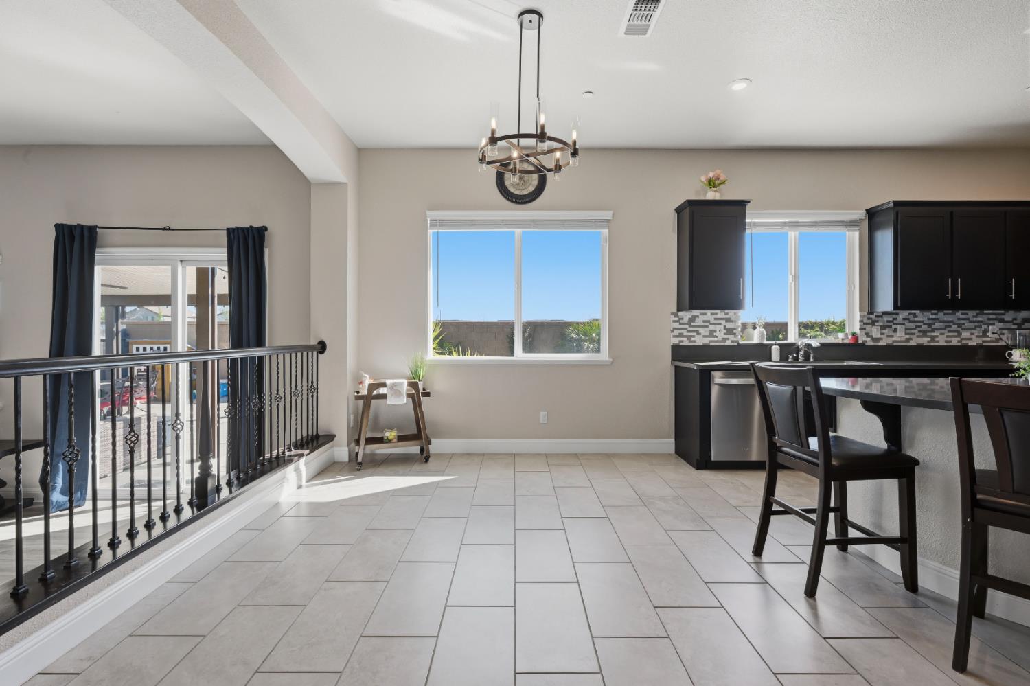 2012 Van Ruiten Drive Lodi, CA 95242 - Photo 11 of 49