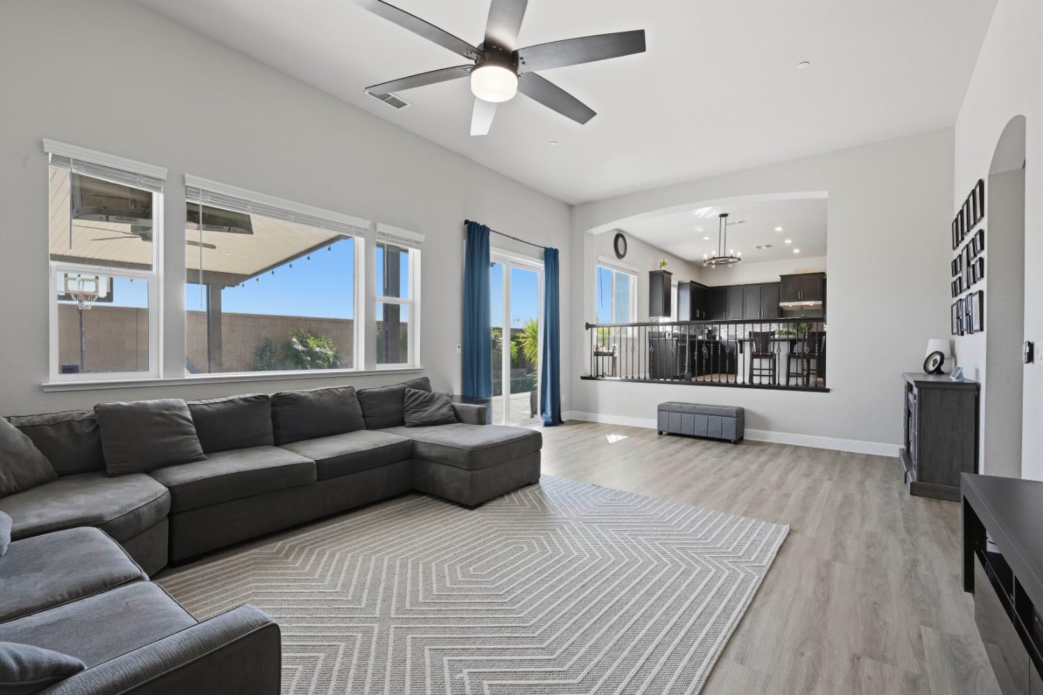 2012 Van Ruiten Drive Lodi, CA 95242 - Photo 18 of 49