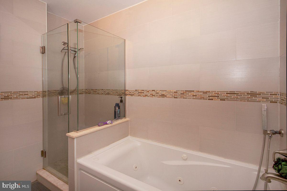 14 Clemson Road Cherry Hill, NJ 08034 - Photo 29 of 35 Main Bathroom: Tub and Shower Stall