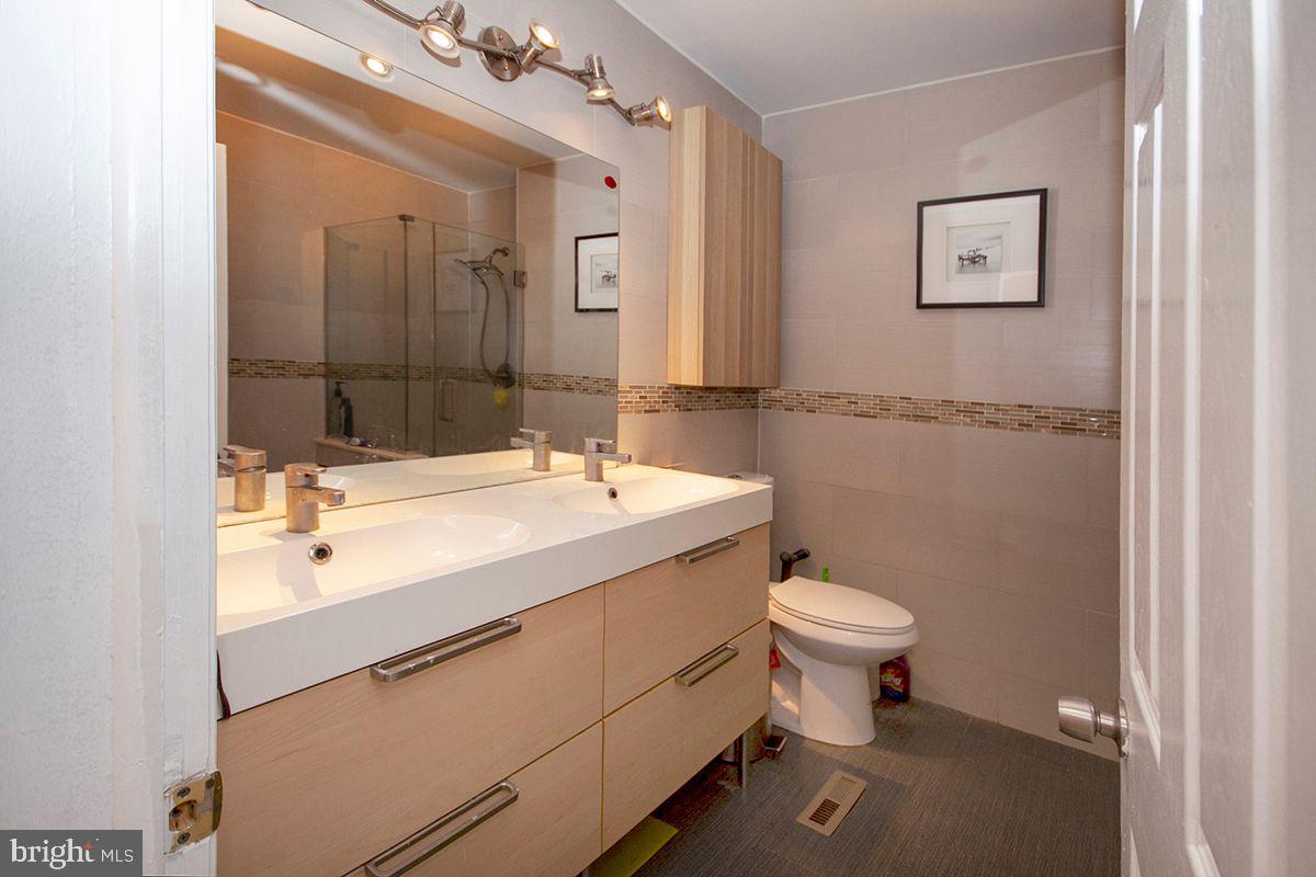 14 Clemson Road Cherry Hill, NJ 08034 - Photo 30 of 35 Dual Vanity