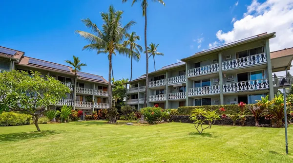 $225,000 | 75-5776 Kuakini Highway, Unit 337, Kailua-Kona, HI 96740
