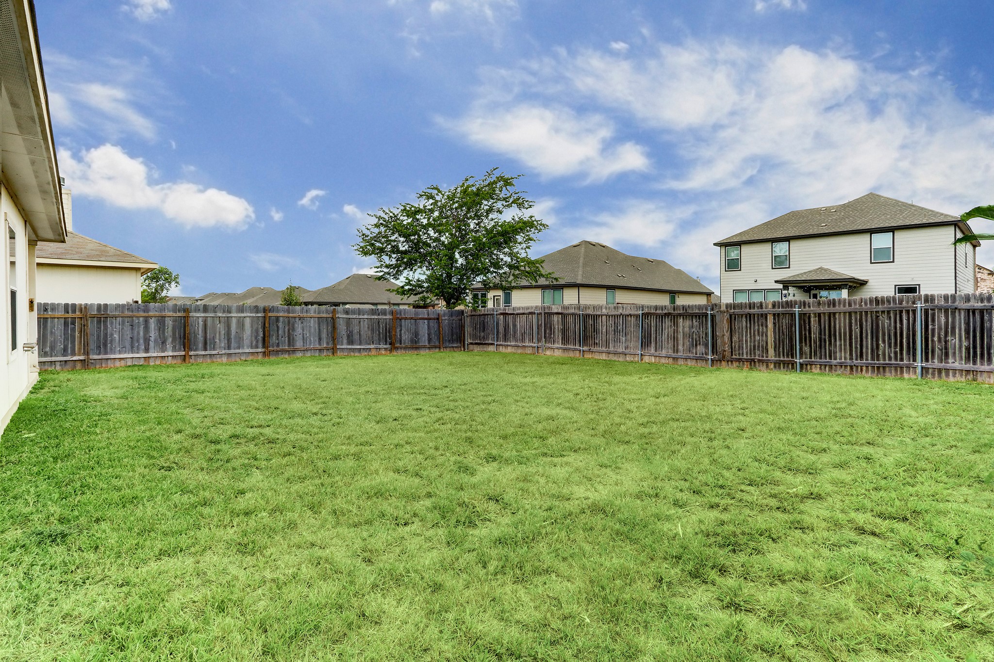 128 Almquist Street Hutto, TX 78634 - Photo 30 of 32