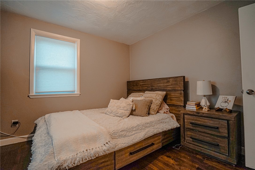 27 Winifred Avenue Warwick, RI 02889 - Photo 20 of 31