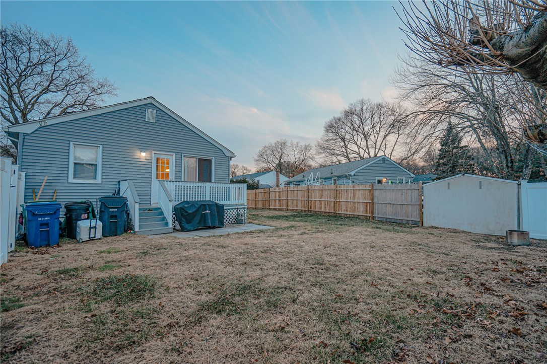 27 Winifred Avenue Warwick, RI 02889 - Photo 28 of 31