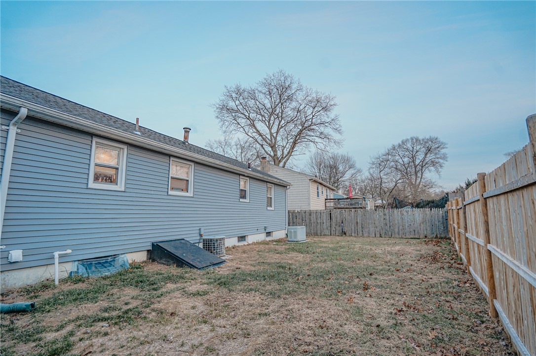 27 Winifred Avenue Warwick, RI 02889 - Photo 30 of 31
