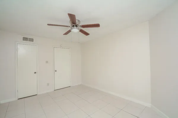 $1,100 | 9700 Leawood Boulevard, Unit 1601, Houston, TX 77099