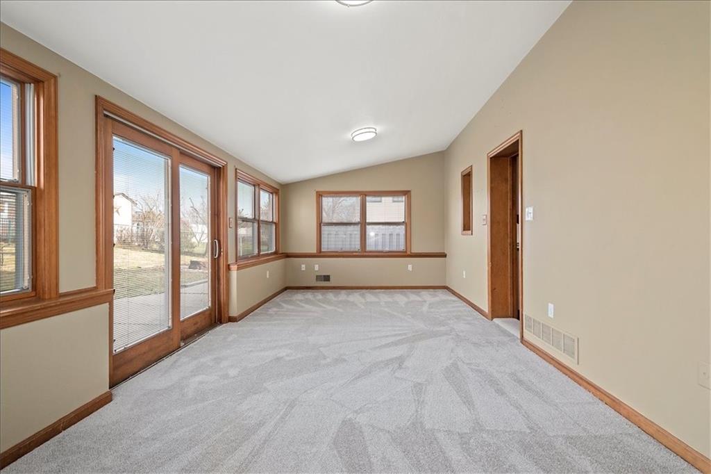 504 Nichols Road Pittsburgh, PA 15237 - Photo 12 of 25 a view of an empty room with a window