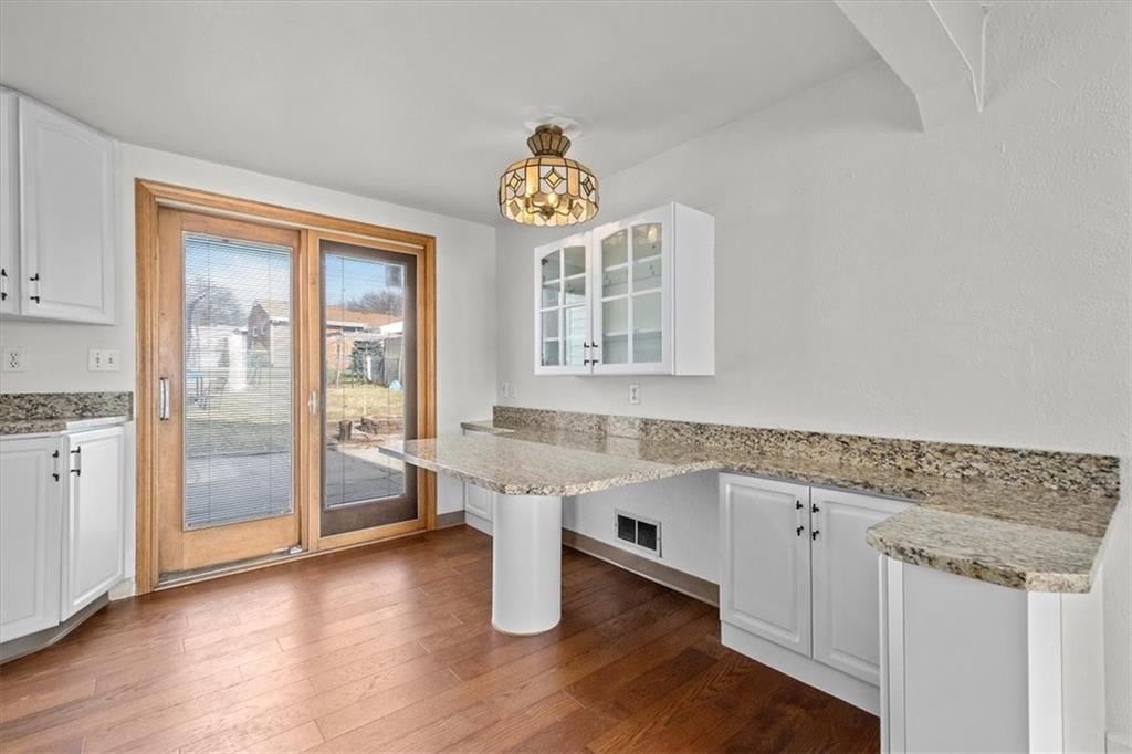 504 Nichols Road Pittsburgh, PA 15237 - Photo 6 of 25 a very nice looking room with wooden floor and a window