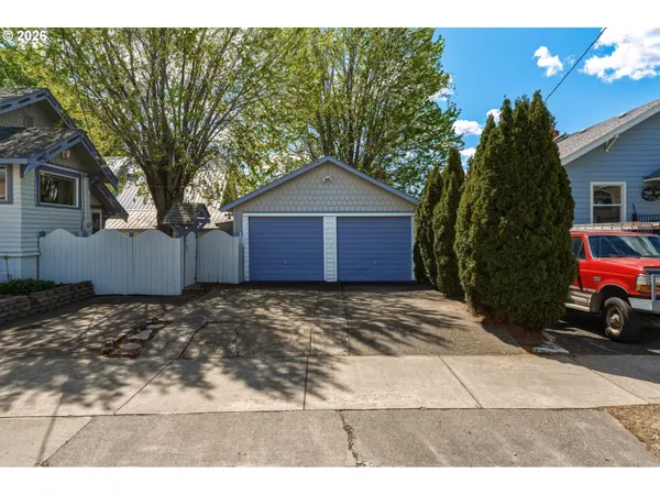 $395,000 | 123 Northwest 8th Street, Pendleton, OR 97801