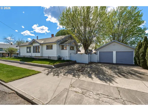 $395,000 | 123 Northwest 8th Street, Pendleton, OR 97801