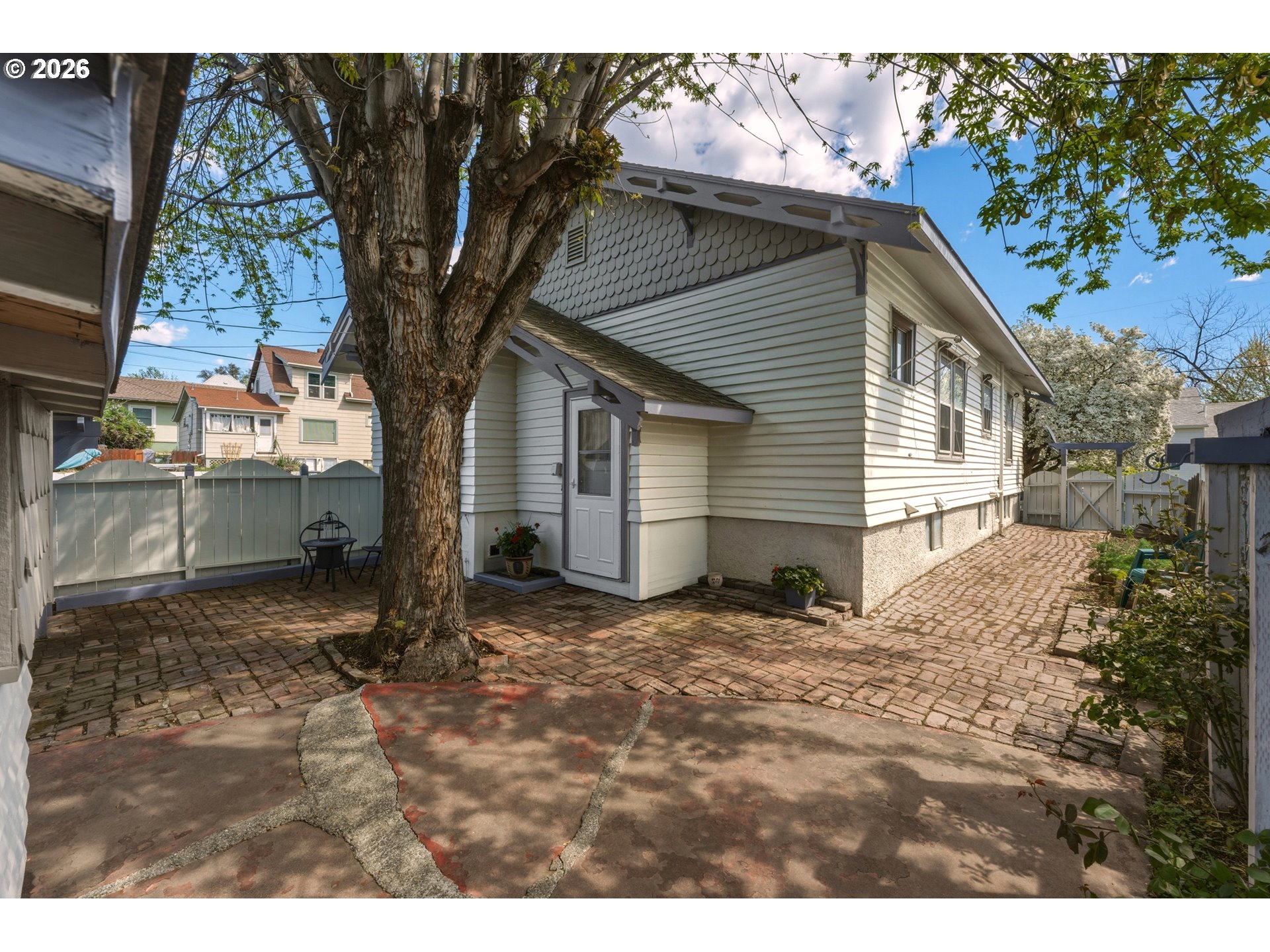 123 Northwest 8th Street Pendleton, OR 97801 - Photo 5 of 39