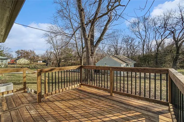 $305,000 | 3105 Hagemann Street, Kansas City, KS 66106