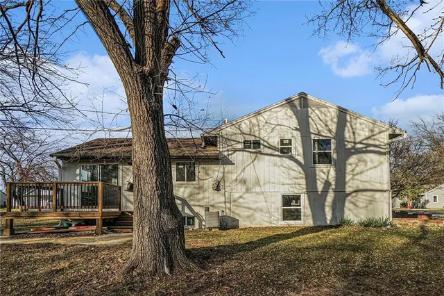 $305,000 | 3105 Hagemann Street, Kansas City, KS 66106