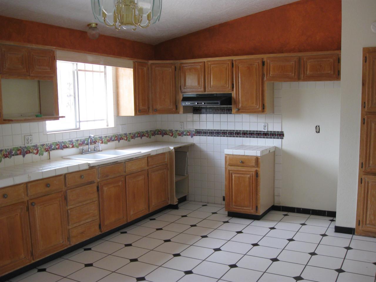 414 Sykes Circle Rio Rico, AZ 85648 - Photo 7 of 8 Gallery Image 7
