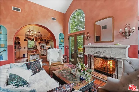 $1,999,000 | 754 Basin Drive, Topanga, CA 90290