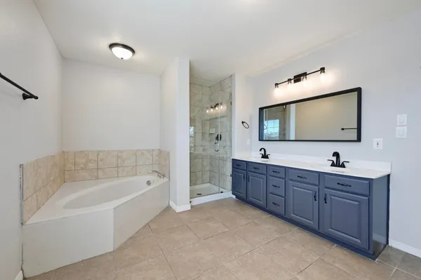 $2,625 | 4204 Bob Wire Road, Spicewood, TX 78669