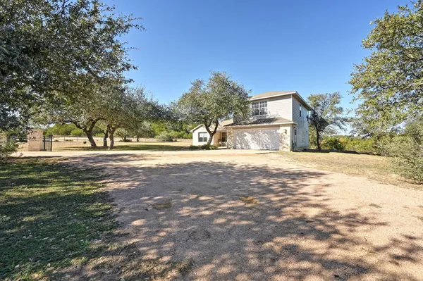 $2,625 | 4204 Bob Wire Road, Spicewood, TX 78669