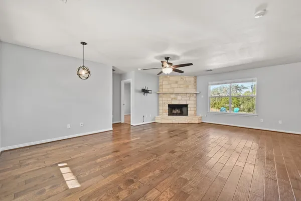 $2,625 | 4204 Bob Wire Road, Spicewood, TX 78669