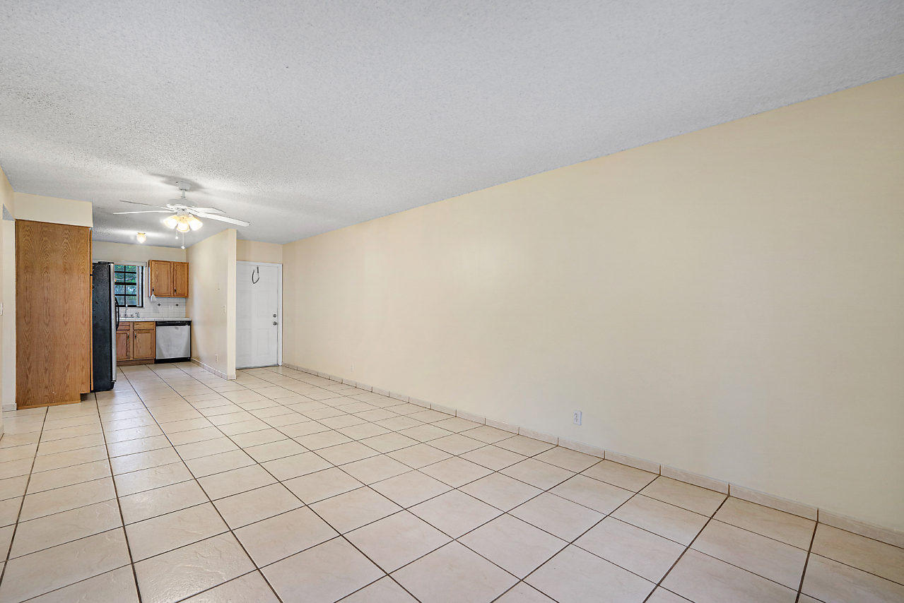3050 Norwood Place, Unit N112 Boca Raton, FL 33431 - Photo 6 of 23 a view of an empty room